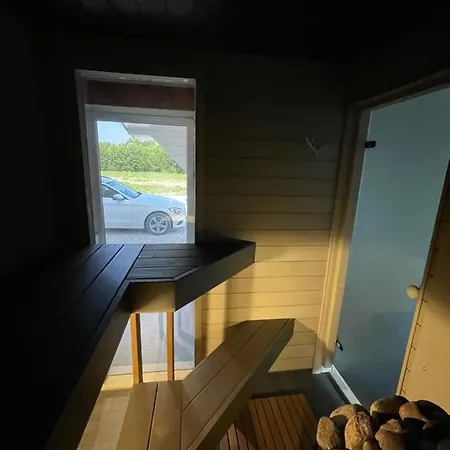 Sauna Ja Nelja Magamistoaga Kasemaee Puhketalu * Tealama