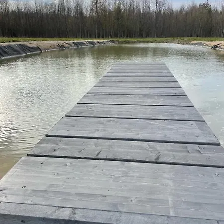 펜션 Sauna Ja Nelja Magamistoaga Kasemaee Puhketalu