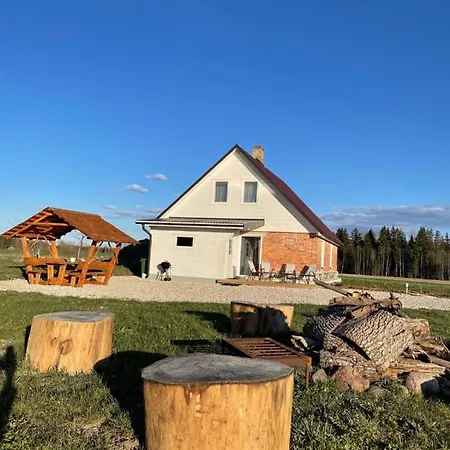 別荘 Sauna Ja Nelja Magamistoaga Kasemaee Puhketalu