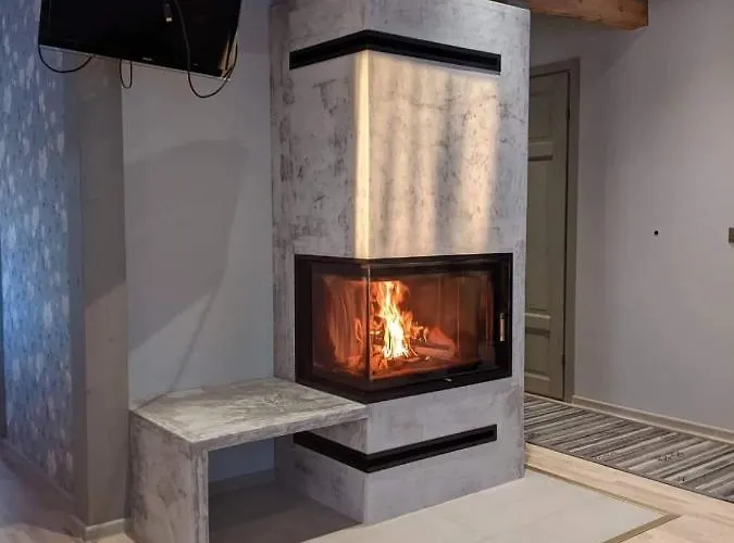 Sauna Ja Nelja Magamistoaga Kasemaee Puhketalu Tealama